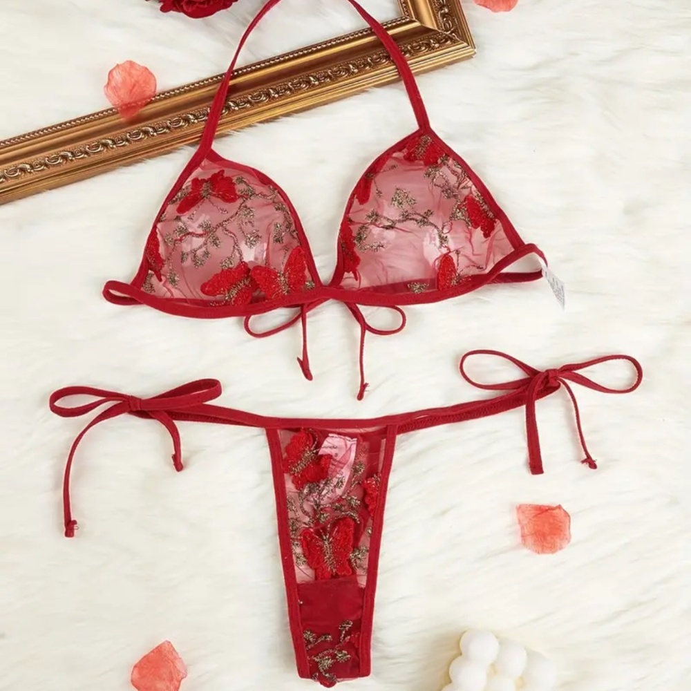 Bra and panty set